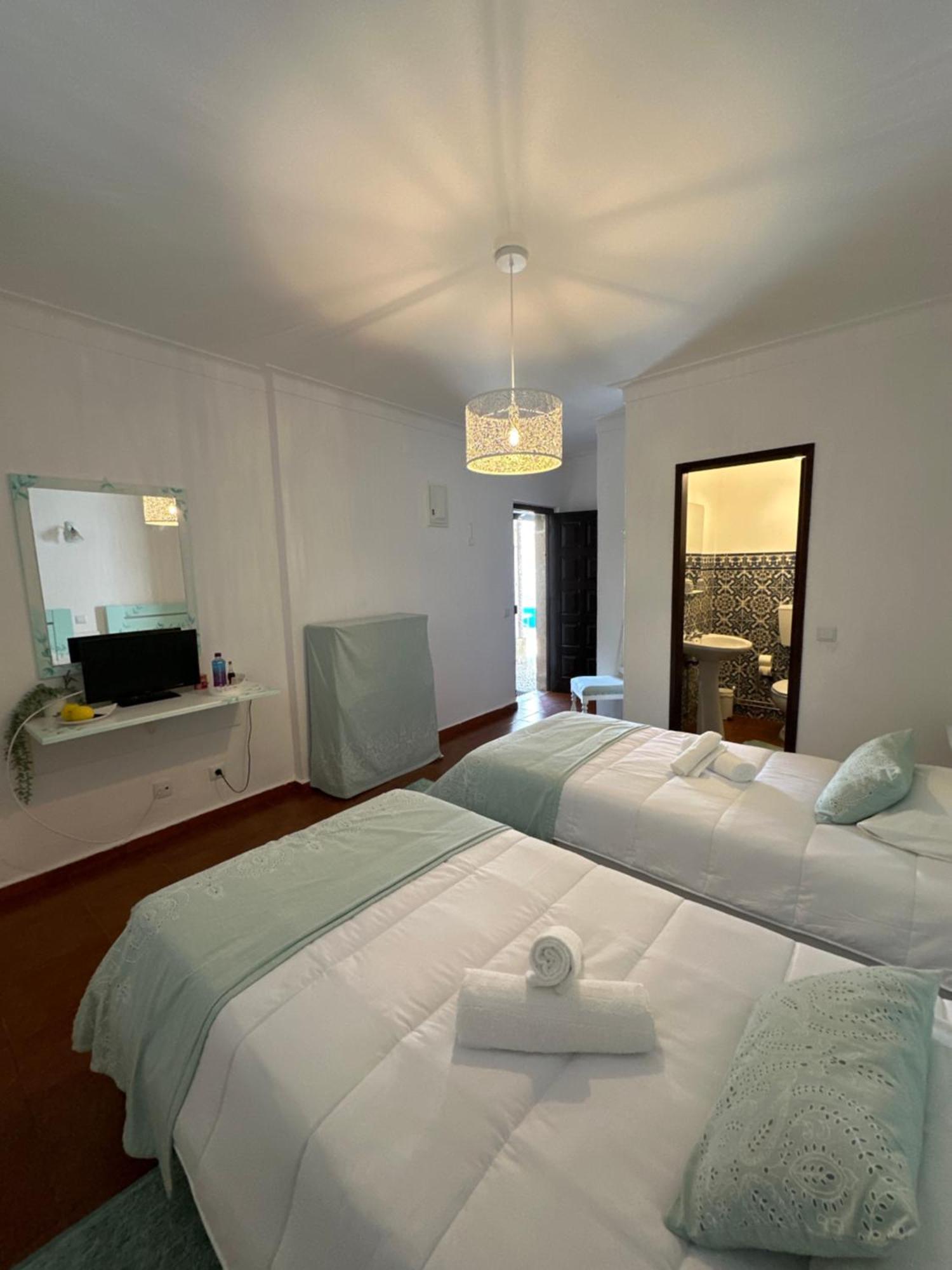 Casa Do Poco Bed & Breakfast โอบิดอส ภายนอก รูปภาพ